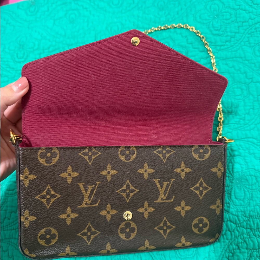 Louis Vuitton Monogram Felicie Pochette - Picture 2 of 10